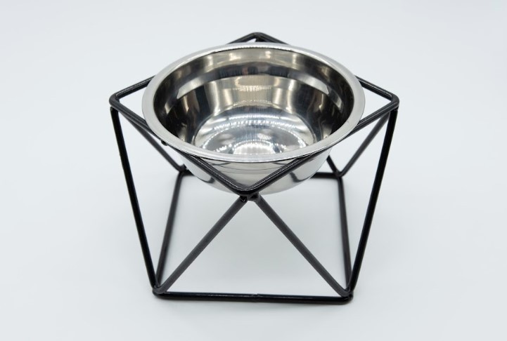 COMEDOURO ERGO DESIGN EM INOX MEDIO 1,2L